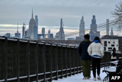 New York da kar yağışından etkilenen şehirler arasında yer aldı.